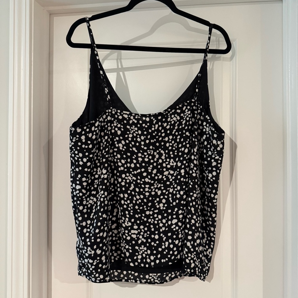 🆕 Banana Republic Cami - Picture 3 of 5